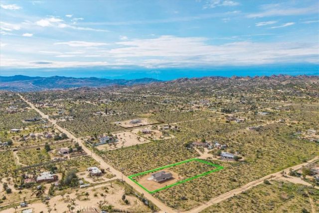 4986 Elata Avenue, Yucca Valley, CA 92284