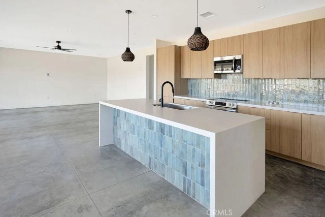 4986 Elata Avenue, Yucca Valley, CA 92284