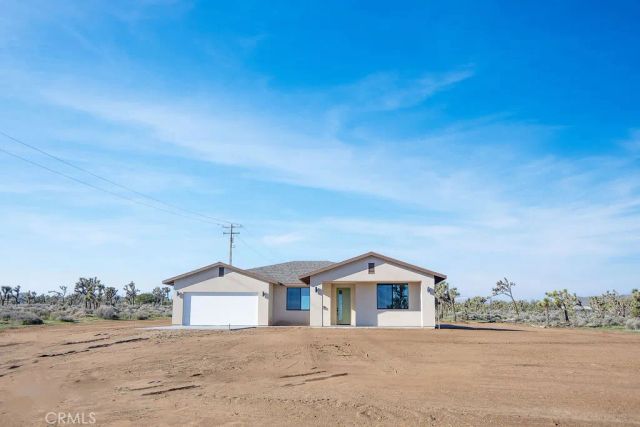 4986 Elata Avenue, Yucca Valley, CA 92284