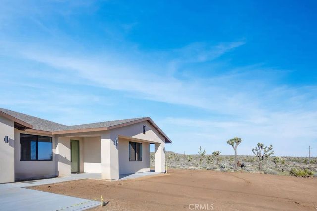 4986 Elata Avenue, Yucca Valley, CA 92284
