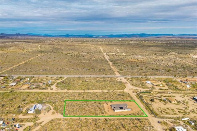 4986 Elata Avenue, Yucca Valley, CA 92284