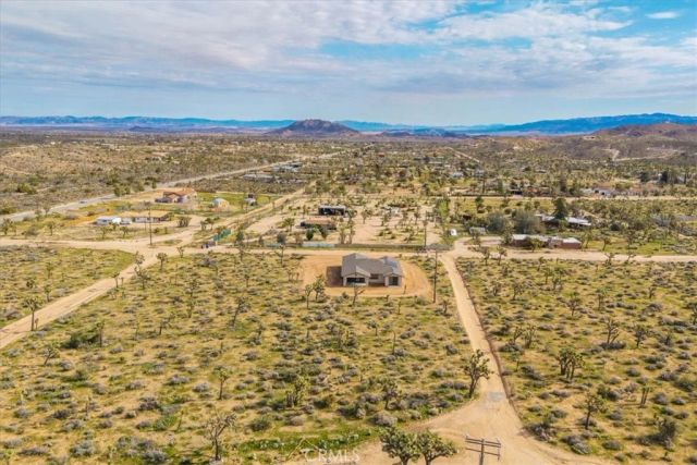 4986 Elata Avenue, Yucca Valley, CA 92284