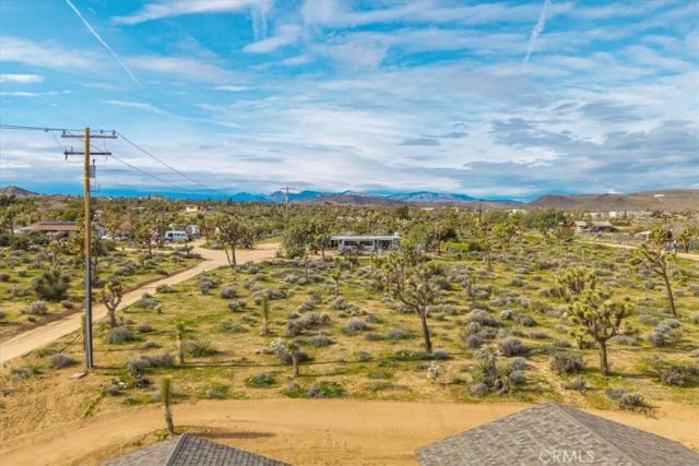 4986 Elata Avenue, Yucca Valley, CA 92284