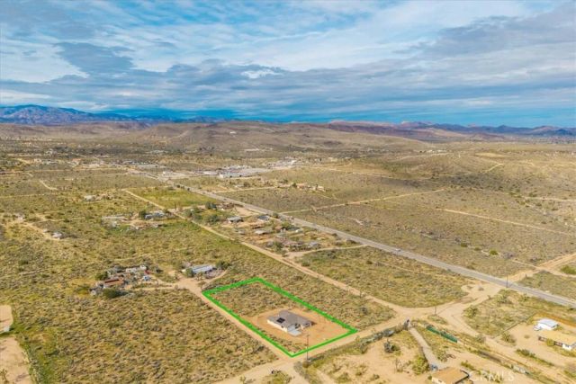 4986 Elata Avenue, Yucca Valley, CA 92284