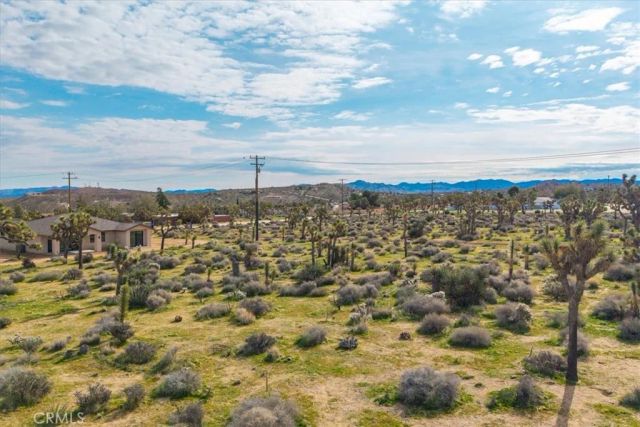 4986 Elata Avenue, Yucca Valley, CA 92284