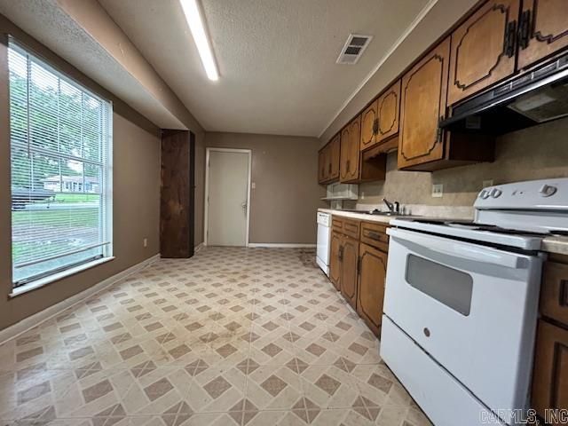 12 Parkridge Drive, Sherwood, AR 72120