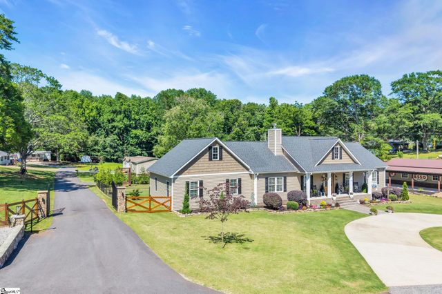 6 Phillips Drive, Travelers Rest, SC 29690