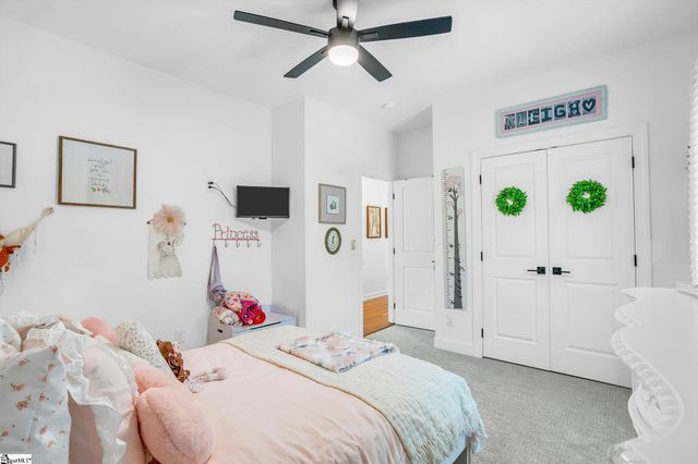 6 Phillips Drive, Travelers Rest, SC 29690