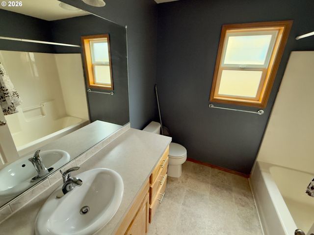 5418 Se 134TH Ave, Portland, OR 97236