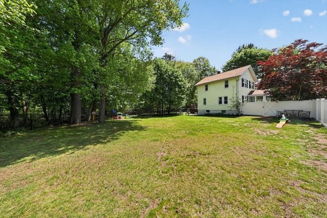 116 Thicket St, Weymouth, MA 02190