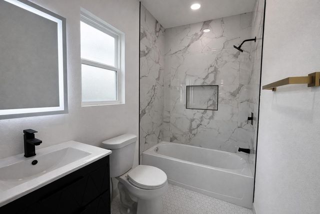 22516 E Martin Drive, Porter, TX 77365