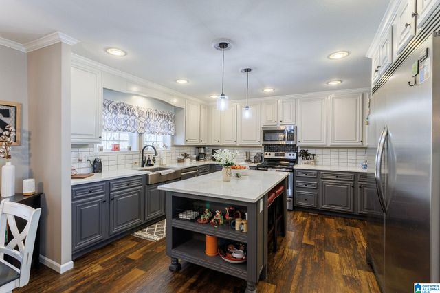 5097 STEMLEY BRIDGE ROAD, Talladega, AL 35160