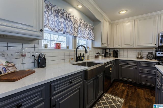 5097 STEMLEY BRIDGE ROAD, Talladega, AL 35160