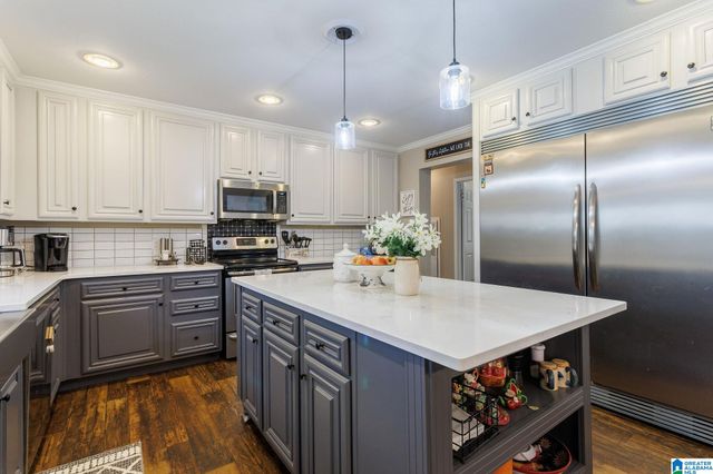 5097 STEMLEY BRIDGE ROAD, Talladega, AL 35160