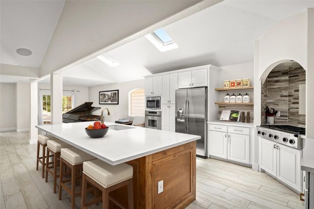 5614 Edith, Houston, TX 77081