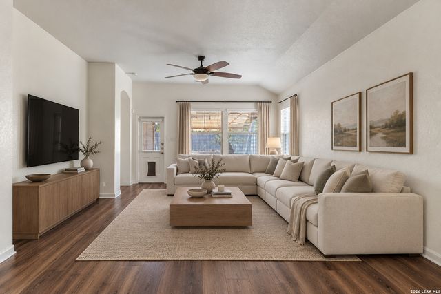 2211 MUUGA MNR, San Antonio, TX 78251