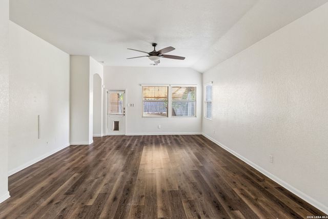2211 MUUGA MNR, San Antonio, TX 78251