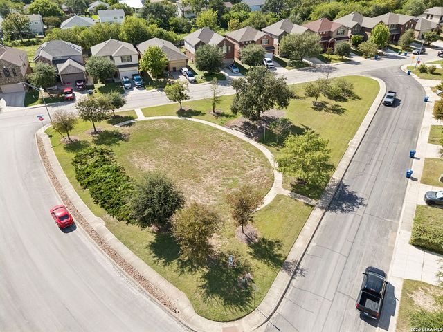 2211 MUUGA MNR, San Antonio, TX 78251