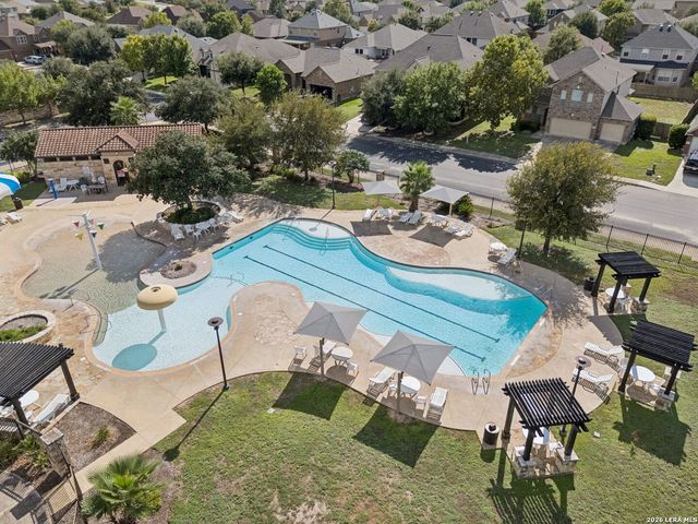 2211 MUUGA MNR, San Antonio, TX 78251