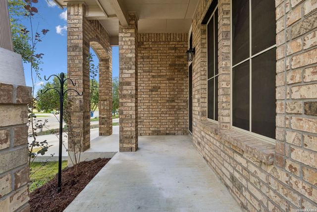 2211 MUUGA MNR, San Antonio, TX 78251