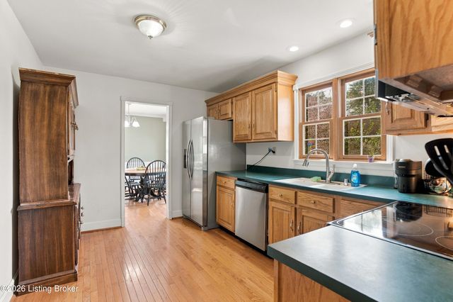 1071 Tanglewood Rd, Shepherdsville, KY 40165