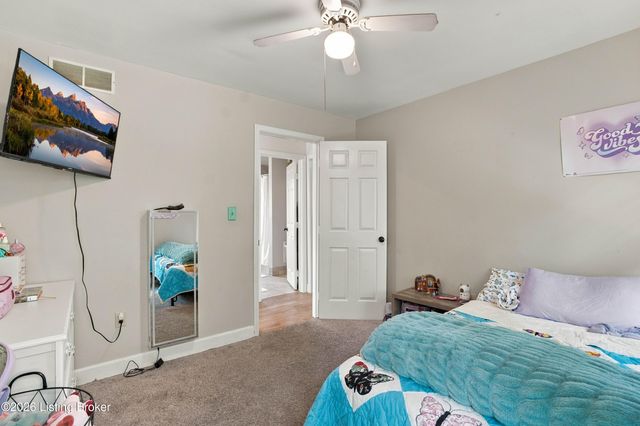 1071 Tanglewood Rd, Shepherdsville, KY 40165
