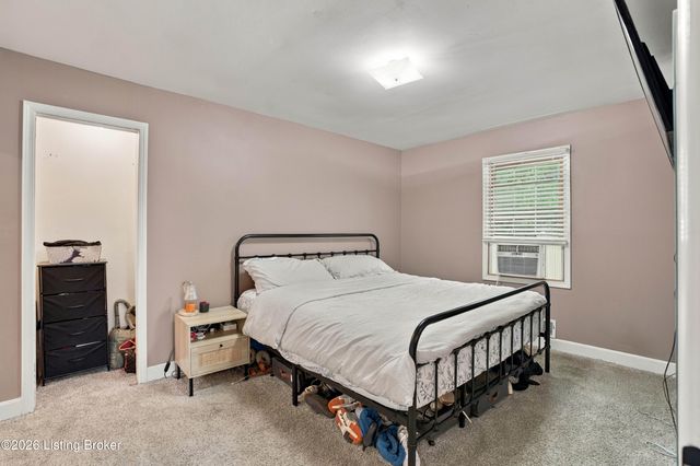1071 Tanglewood Rd, Shepherdsville, KY 40165