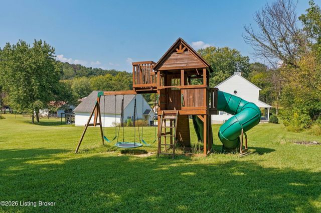 1071 Tanglewood Rd, Shepherdsville, KY 40165