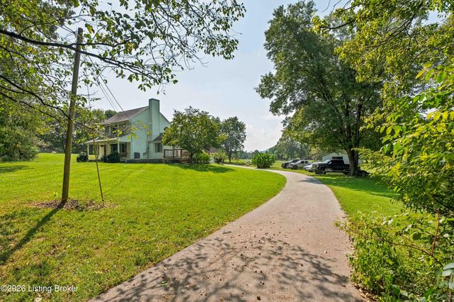 1071 Tanglewood Rd, Shepherdsville, KY 40165