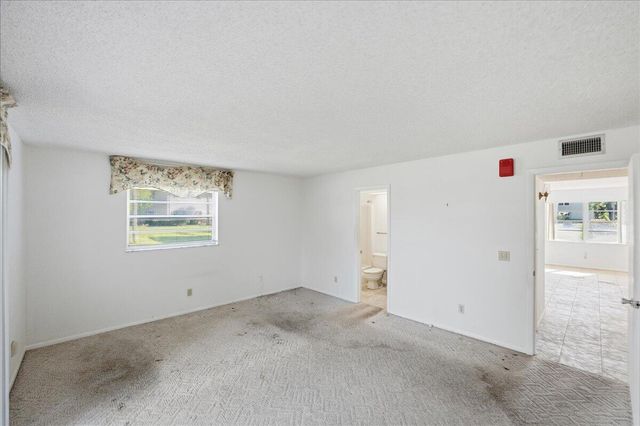 28 Lake Vista Trail 105, Port St Lucie, FL 34952