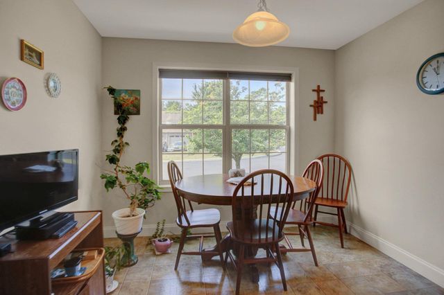 732 GLADSTONE CT, Mechanicsburg, PA 17055