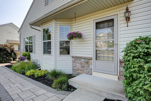 732 GLADSTONE CT, Mechanicsburg, PA 17055