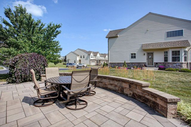 732 GLADSTONE CT, Mechanicsburg, PA 17055
