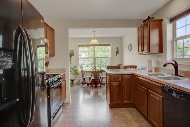 732 GLADSTONE CT, Mechanicsburg, PA 17055