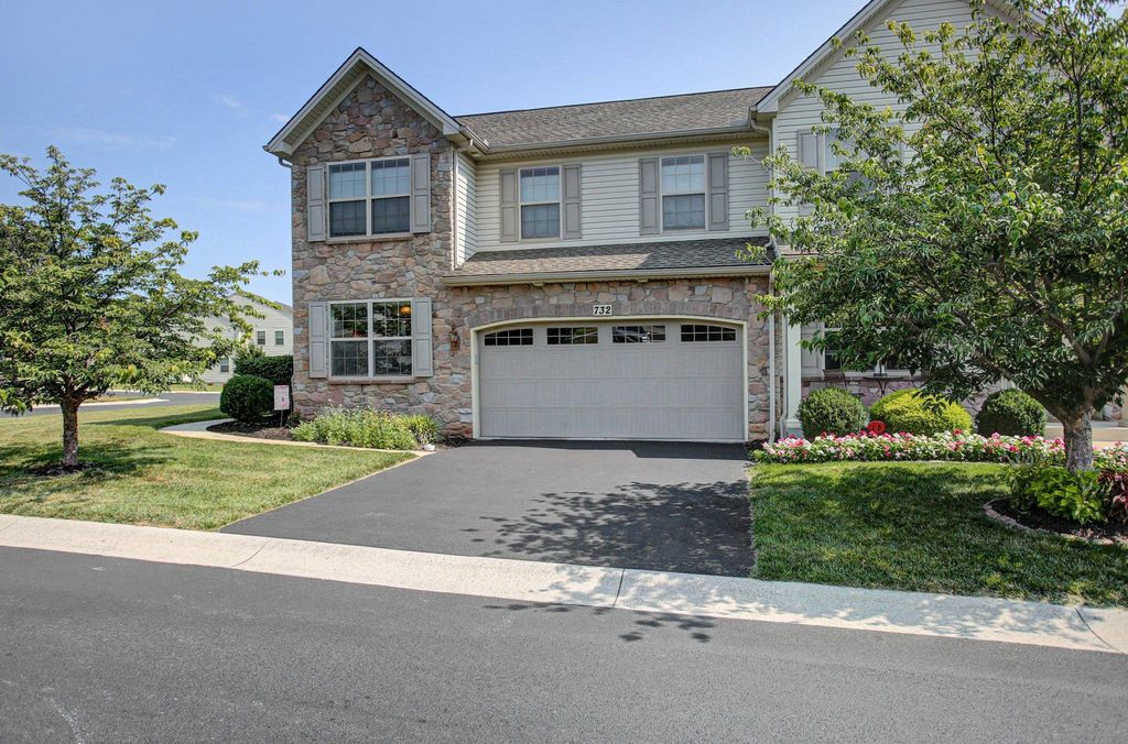732 GLADSTONE CT, Mechanicsburg, PA 17055