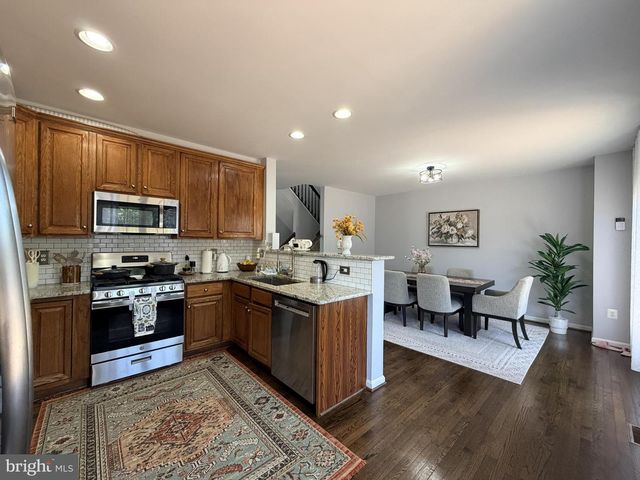4256 HUDSON RIVER CT, Dumfries, VA 22025