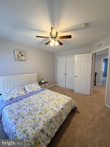4256 HUDSON RIVER CT, Dumfries, VA 22025