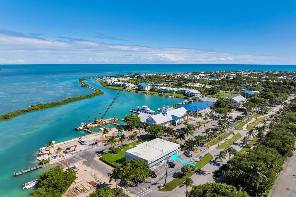 300 Duck Key Dr Apt 9, Duck Key, FL 33050