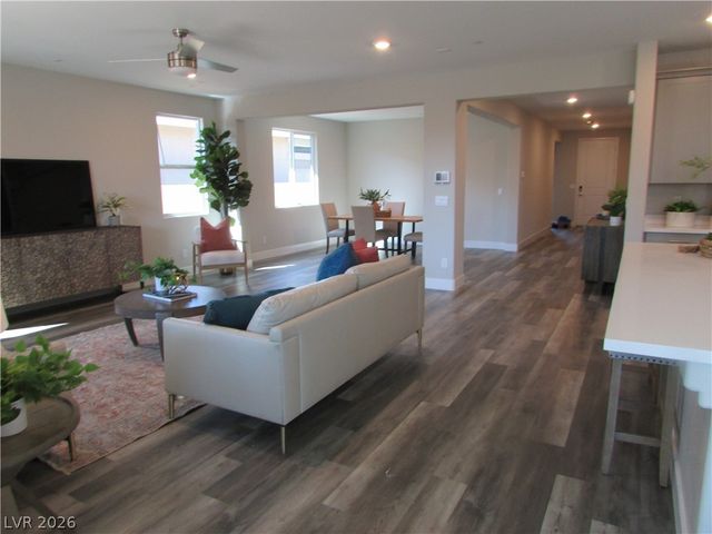 1036 FOX FALCON Street, Henderson, NV 89011