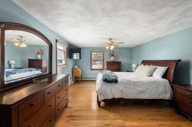 20 Jeffrey Rd, Billerica, MA 01821