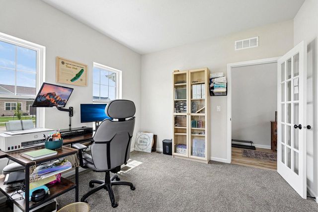 9249 S Overlook WAY, Franklin, WI 53132