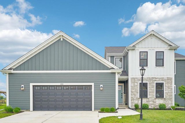 9249 S Overlook WAY, Franklin, WI 53132