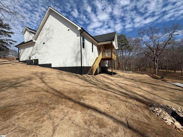 14 Ferncrest Drive, Greenville, SC 29605