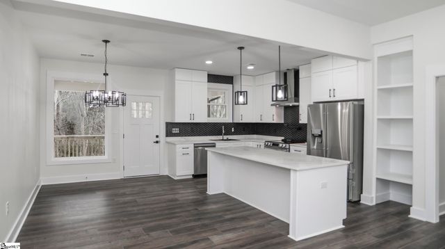 14 Ferncrest Drive, Greenville, SC 29605