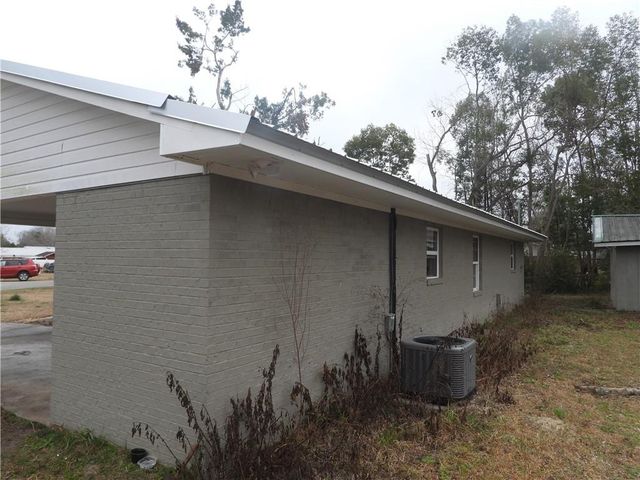 121 Beaver Drive, Blackshear, GA 31516