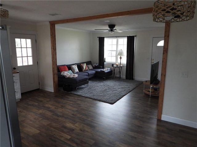 121 Beaver Drive, Blackshear, GA 31516