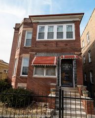 7930 S Luella Avenue, Chicago, IL 60617