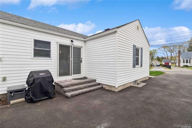 72 Conklin Avenue, Patchogue, NY 11772