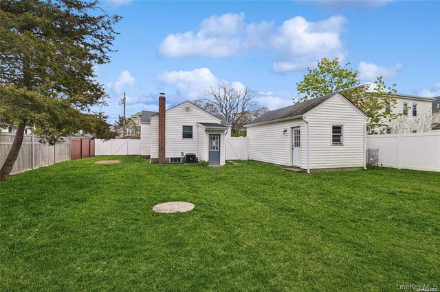 72 Conklin Avenue, Patchogue, NY 11772