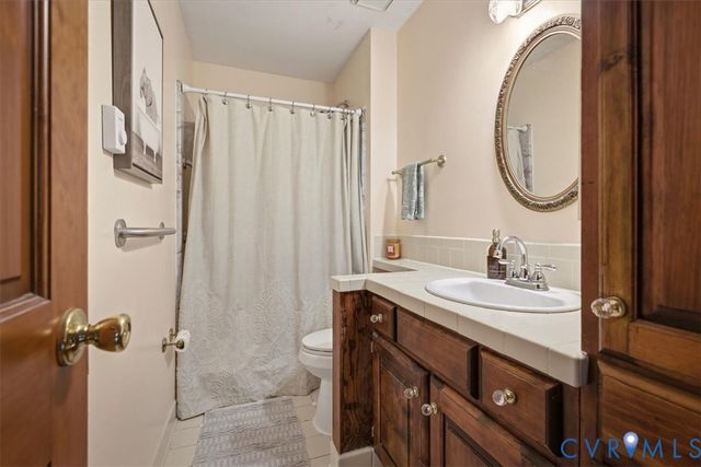712 Reese Dr, Sandston, VA 23150